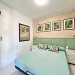 Apartsalou Blau Mari